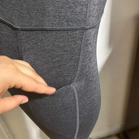 LULULEMON ATHLETICA Soulcycle Women’s Gray Leggings - Picture 11 of 15
